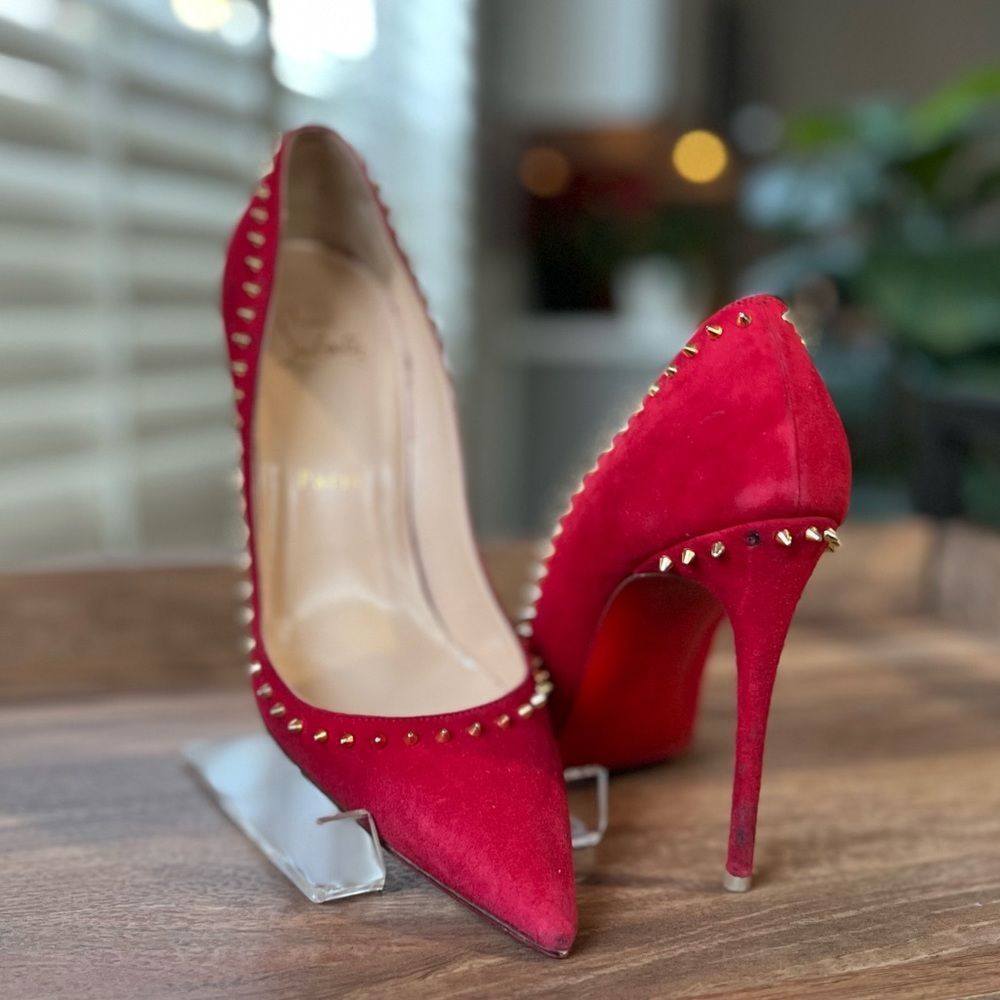 💯 AUTH Christian Louboutin Anjalina 100 pumps red in suede with gold spikes - Picture 3 of 15